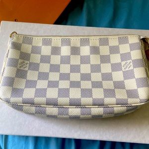 Pochette Accessoires like new (authentic)